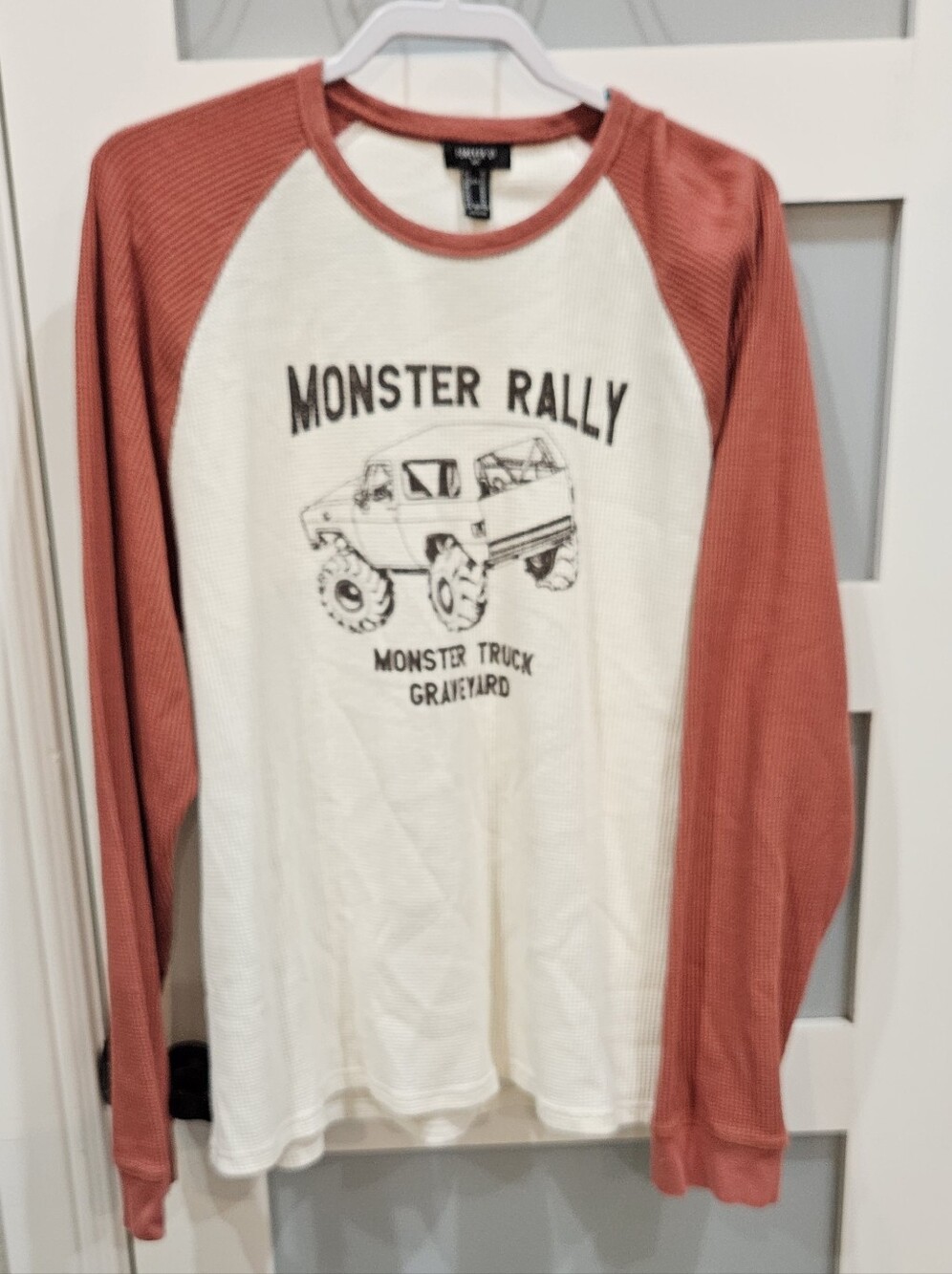 Forever 21 Men's Long-Sleeve Raglan Tee Cream & Rust